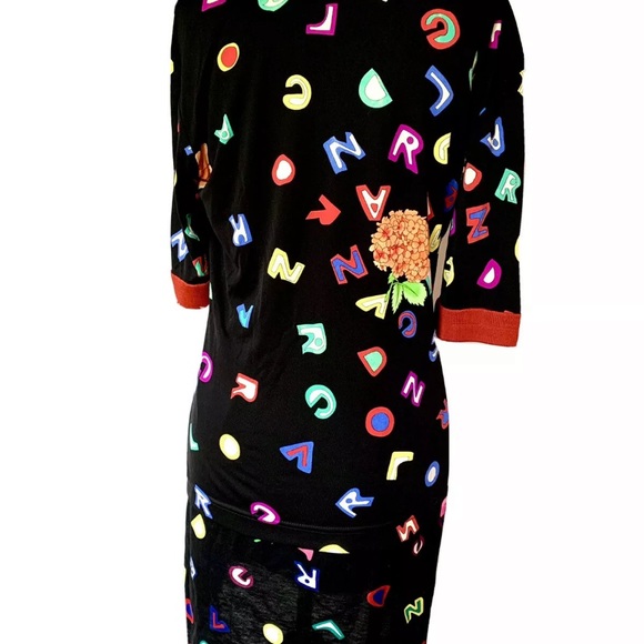 LEONARD PARIS LETTERS SILK TOP WITH SKIRT SET UNIQUE AND RARE - Picture 9 of 12